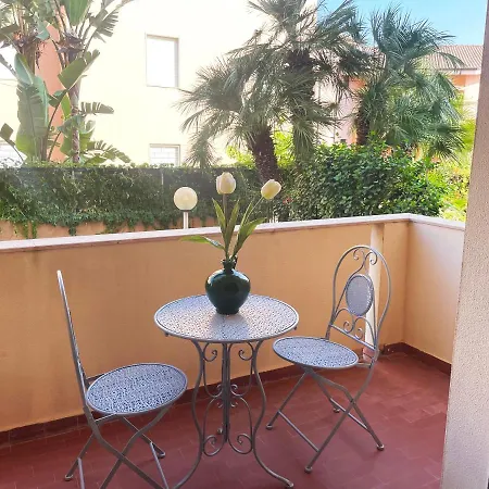 L'approdo - In Zona Residenziale アパート アルゲーロ