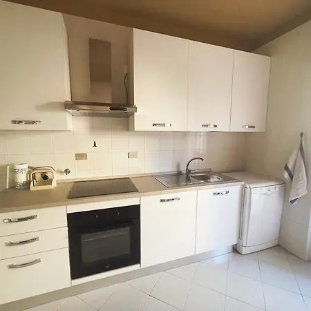 L'approdo - In Zona Residenziale アパート *